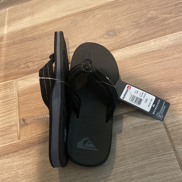 Boys Quicksilver Sandals - Picture 3 of 5